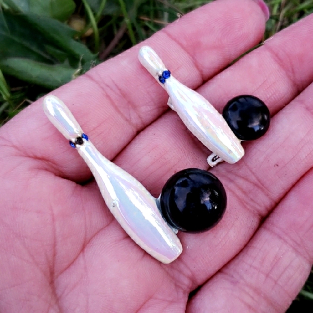 Retro Vintage Iridescent Bowling Ball Pin Brooches